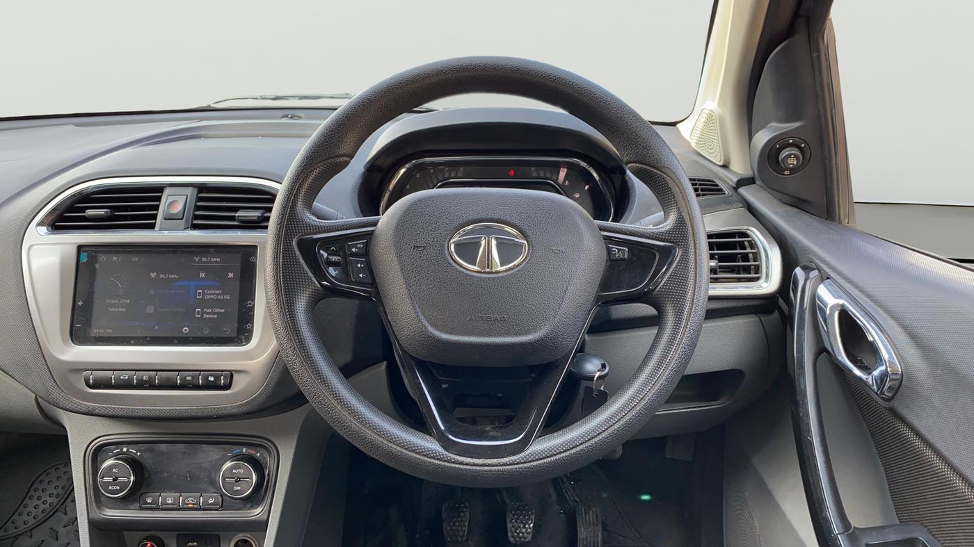 2019 Tata TIGOR XZ PLUS PETROL, CNG, Manual, 1,40,487 km, Steering Wheel Close Up