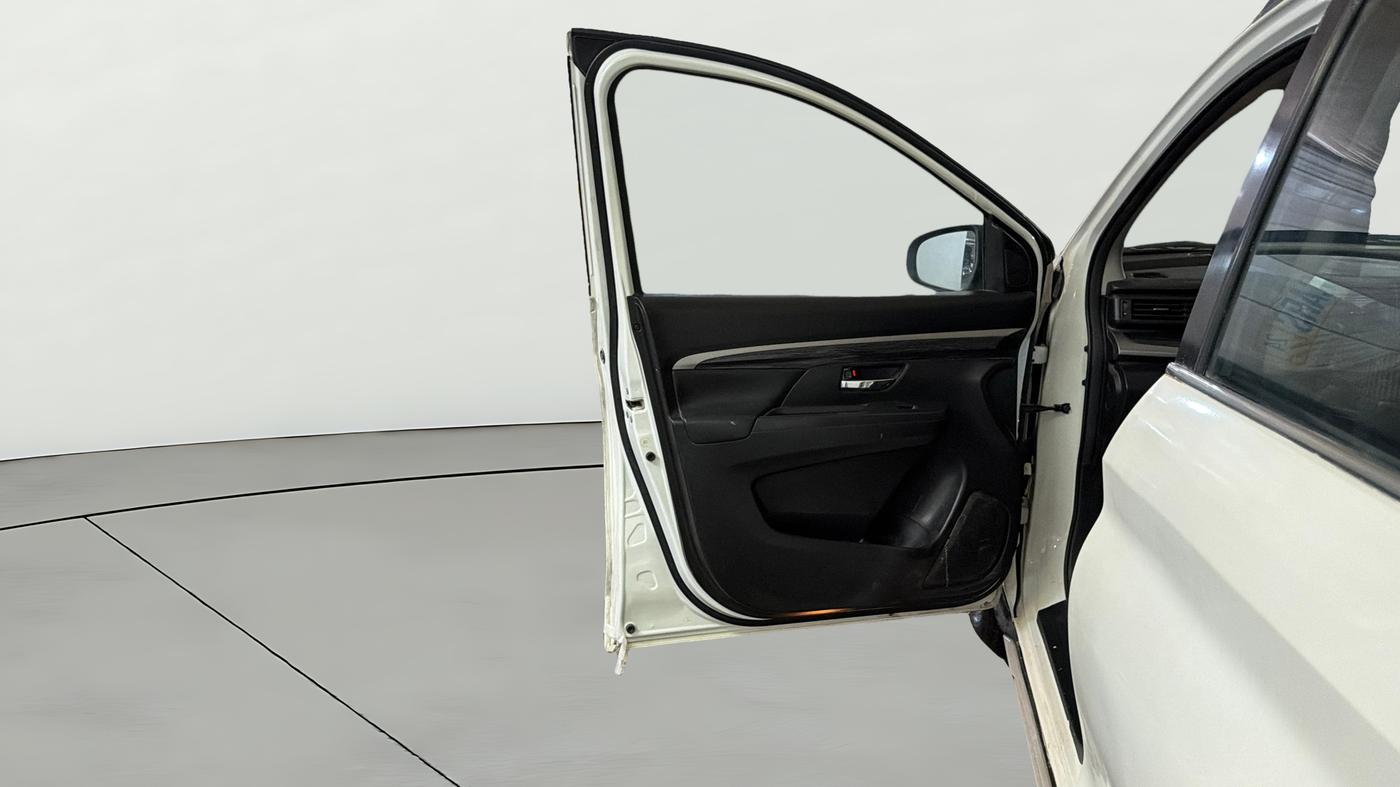 2023 Maruti XL6 ZETA CNG, CNG, Manual, 48,374 km, LHS Front Door