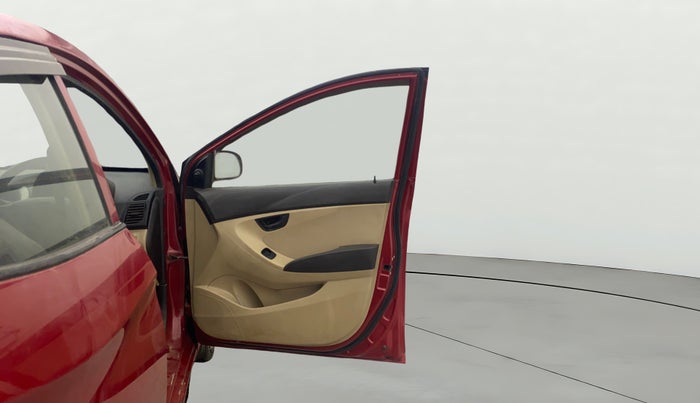 2014 Hyundai Eon MAGNA +, Petrol, Manual, 64,060 km, RHS Front Door