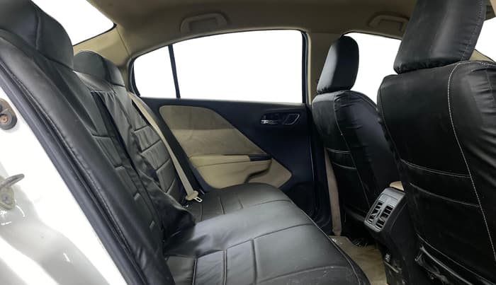 2018 Honda City 1.5L I-VTEC V MT, Petrol, Manual, 99,296 km, Right Side Rear Door Cabin