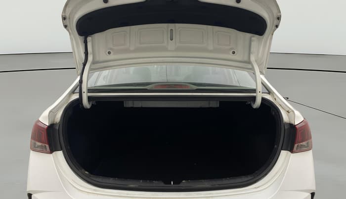 2022 Hyundai Verna SX (O)1.5 MPi, Petrol, Manual, 32,554 km, Boot Open Zoomed View