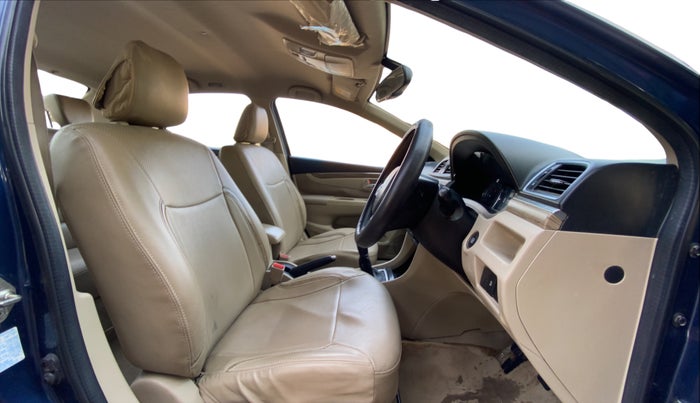 2019 Maruti Ciaz ZETA 1.5 SHVS MT PETROL, Petrol, Manual, 1,12,843 km, Right Side Front Door Cabin