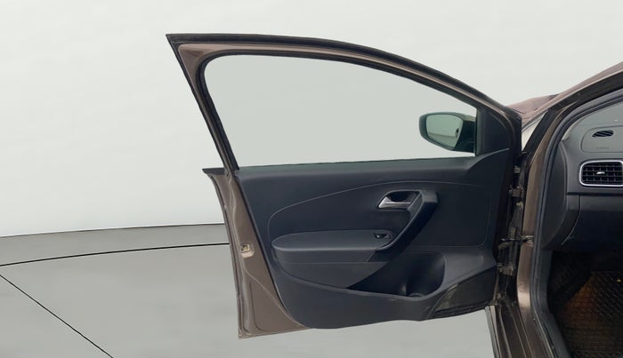 2021 Volkswagen Polo HIGHLINE PLUS 1.0, Petrol, Manual, 38,721 km, LHS Front Door