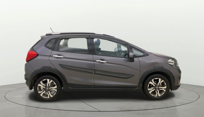 2017 Honda WR-V 1.5L I-DTEC VX MT, Diesel, Manual, 1,39,018 km, Right Side View