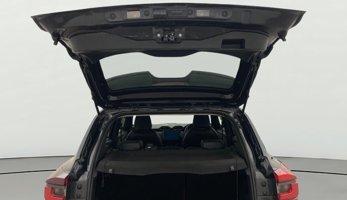 2024 Nissan MAGNITE Acenta B4D 1.0 Petrol MT, Petrol, Manual, 32,396 km, Boot Door Open