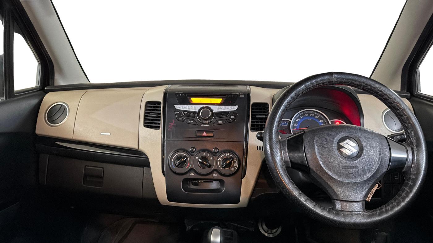 2017 Maruti Wagon R 1.0 VXI (O) AMT, Petrol, Automatic, 36,196 km, Dashboard