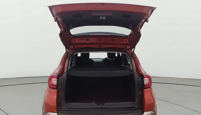 2017 Renault Captur PLATINE DIESEL , Diesel, Manual, 95,011 km, Boot Door Open