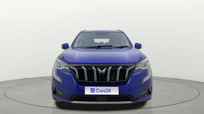 2022 Mahindra XUV700 AX 7 D MT 7 STR, Diesel, Manual, 1,00,990 km, Front