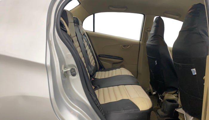 2014 Honda Amaze 1.2L I-VTEC SX, Petrol, Manual, 1,39,533 km, Right Side Rear Door Cabin