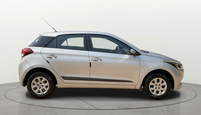 2017 Hyundai Elite i20 SPORTZ 1.2, Petrol, Manual, 99,127 km, Right Side View