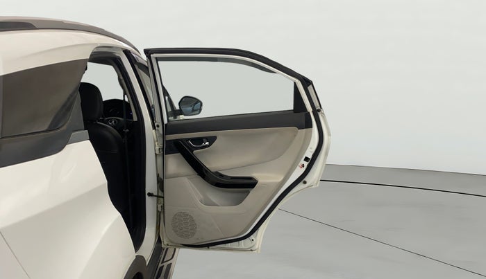 2021 Tata NEXON XZ PLUS DIESEL SUNROOF, Diesel, Manual, 1,02,270 km, RHS Rear Door