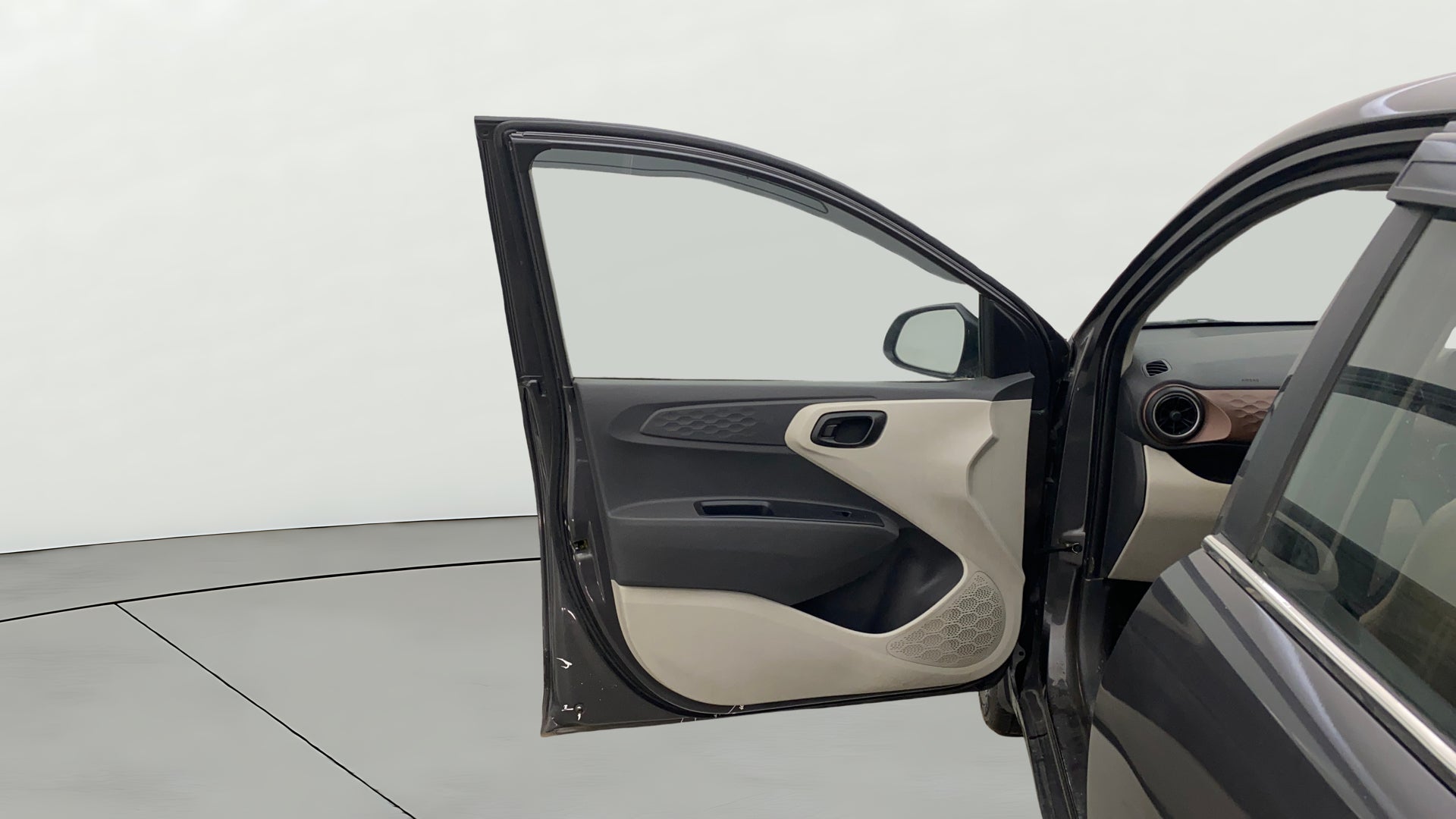 camera-LHS-Front-Door