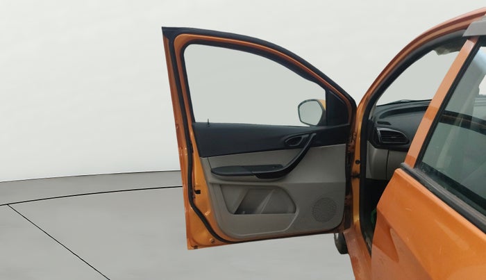 2018 Tata Tiago XT PETROL, Petrol, Manual, 54,381 km, LHS Front Door