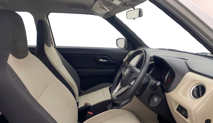 2022 Maruti New Wagon-R ZXI PLUS 1.2, Petrol, Manual, 60,955 km, Right Side Front Door Cabin
