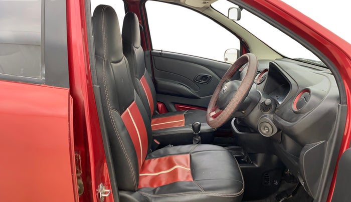 2017 Datsun Redi Go T(O) 0.8L LIMITED EDITION, Petrol, Manual, 68,431 km, Right Side Front Door Cabin