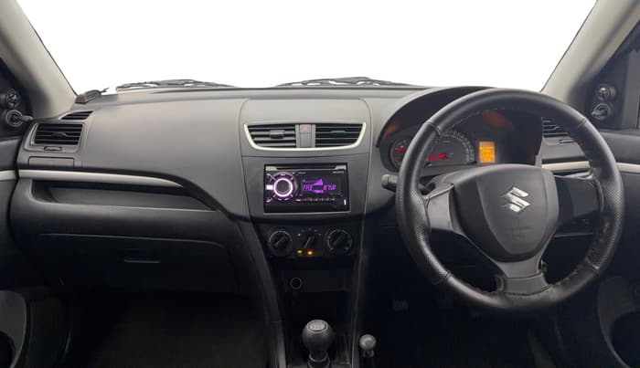2017 Maruti Swift LXI (O), Petrol, Manual, 41,272 km, Dashboard