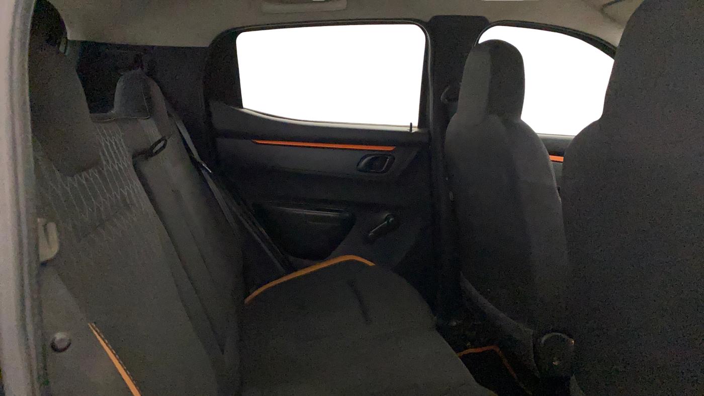 2019 Renault Kwid RXT 1.0 EDITION, CNG, Manual, 56,193 km, Right Side Rear Door Cabin