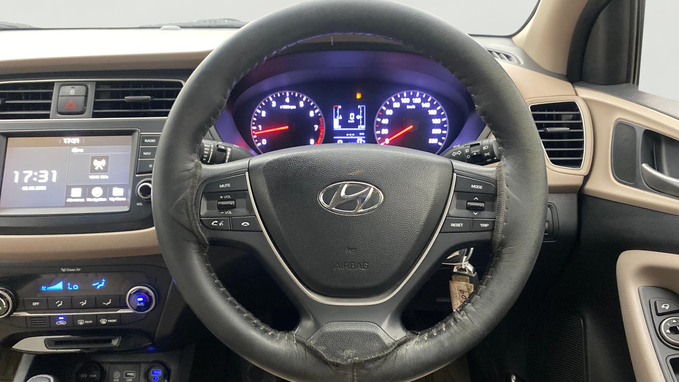 2018 Hyundai Elite i20 ASTA 1.2  CVT, Petrol, Automatic, 60,988 km, Steering Wheel Close Up