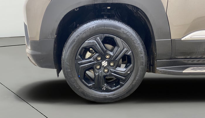 2022 Maruti BREZZA ZXI AT SMART HYBRID, Petrol, Automatic, 68,377 km, Left Front Wheel