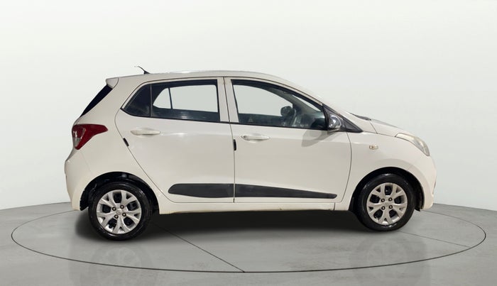 2013 Hyundai Grand i10 MAGNA 1.1 CRDI, Diesel, Manual, 71,276 km, Right Side View