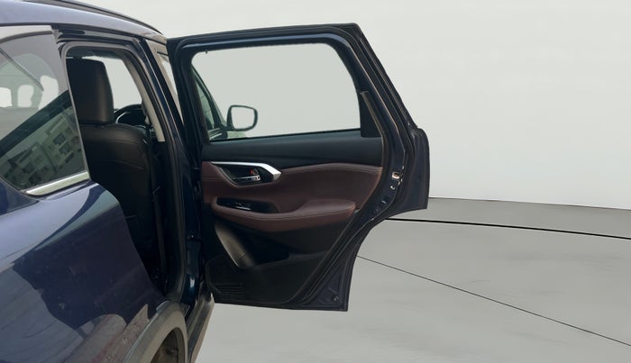 2022 Maruti Grand Vitara ALPHA SMART HYBRID AT, Petrol, Automatic, 34,745 km, RHS Rear Door