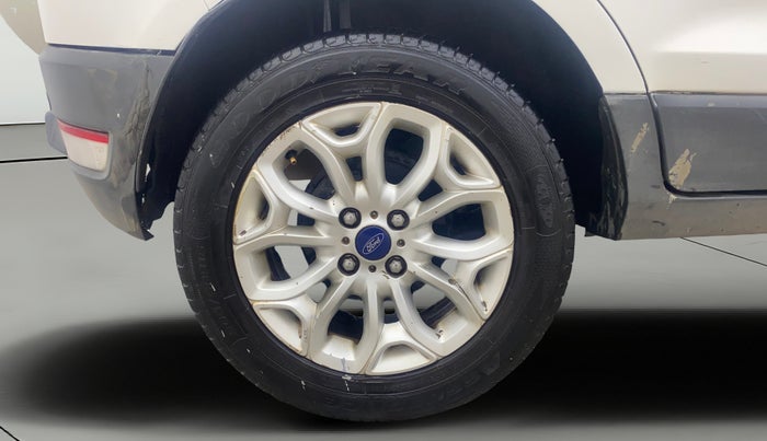 2017 Ford Ecosport TITANIUM 1.5L PETROL, Petrol, Manual, 1,01,446 km, Right Rear Wheel