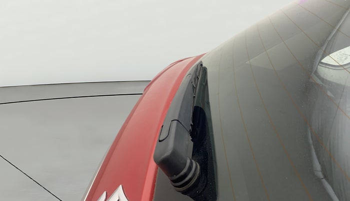 2019 Maruti Vitara Brezza ZDI PLUS AT DUAL TONE, Diesel, Automatic, 49,158 km, Rear Wiper