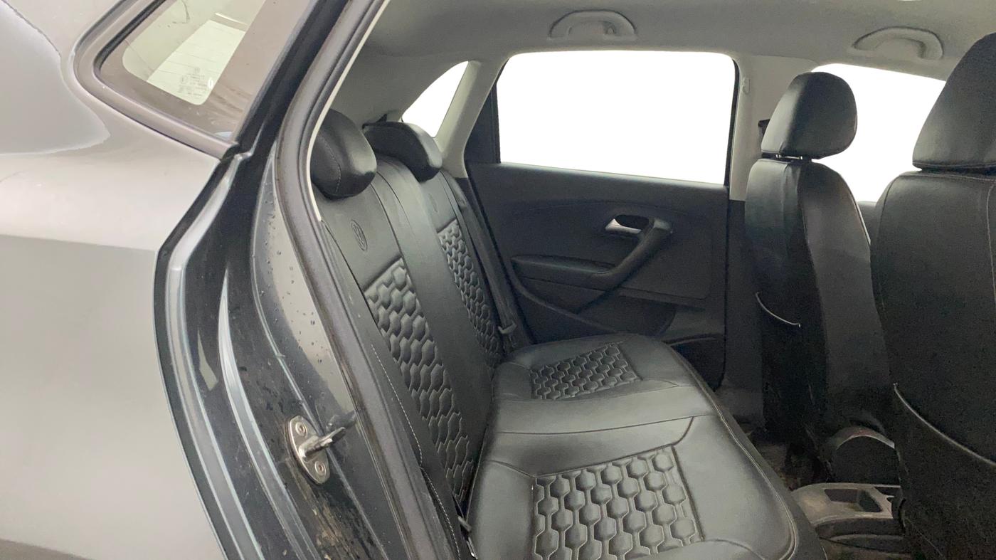 2020 Volkswagen Polo COMFORTLINE PLUS 1.0L MPI, Petrol, Manual, 38,926 km, Right Side Rear Door Cabin