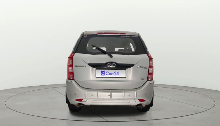 2016 Mahindra XUV500 W4, Diesel, Manual, 84,397 km, Back/Rear