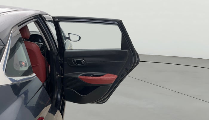 2022 Hyundai NEW I20 SPORTZ 1.2 MT, Petrol, Manual, 38,795 km, RHS Rear Door