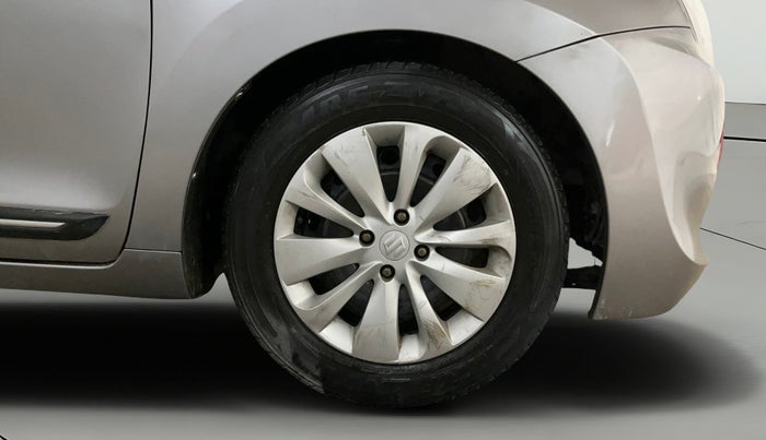 2016 Maruti Baleno DELTA PETROL 1.2, Petrol, Manual, 61,806 km, Right Front Wheel