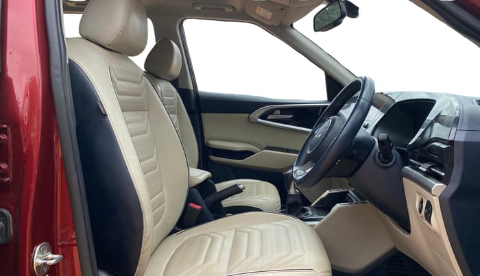 2022 KIA CARENS LUXURY PLUS 1.5 DIESEL 7 STR, Diesel, Manual, 65,218 km, Right Side Front Door Cabin