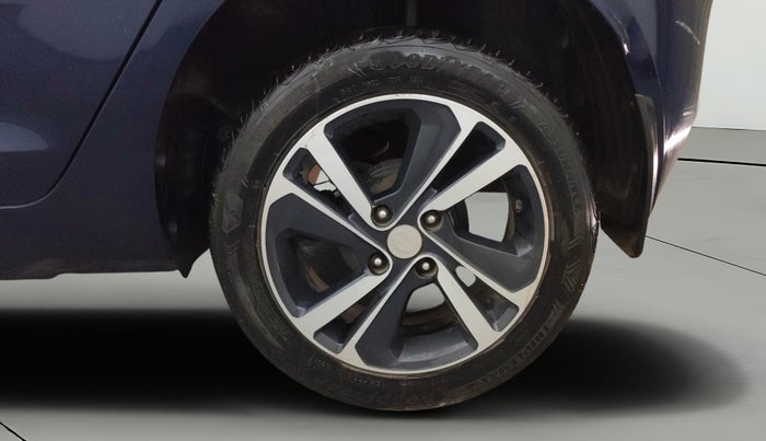 2023 Tata ALTROZ XZ DIESEL, Diesel, Manual, 25,207 km, Left Rear Wheel