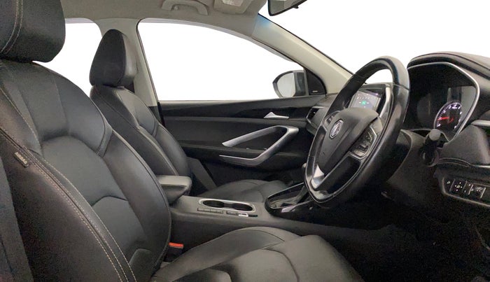 2019 MG HECTOR SMART 1.5 DCT PETROL, Petrol, Automatic, 77,561 km, Right Side Front Door Cabin