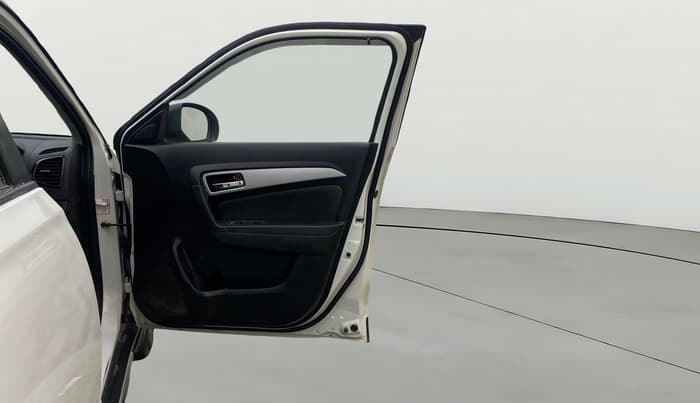 2021 Maruti Vitara Brezza ZXI PLUS, Petrol, Manual, 1,43,965 km, RHS Front Door