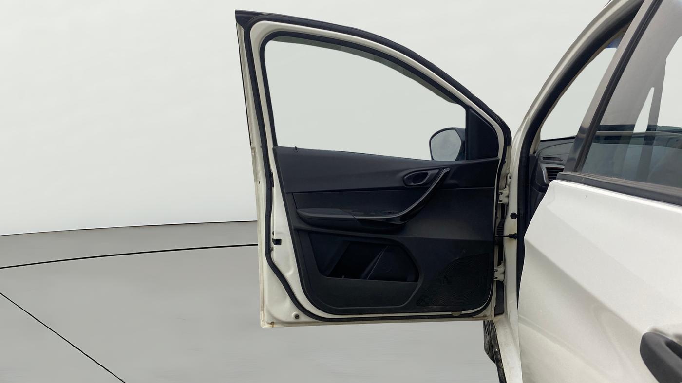 2019 Tata TIAGO NRG PETROL, Petrol, Manual, 57,522 km, LHS Front Door