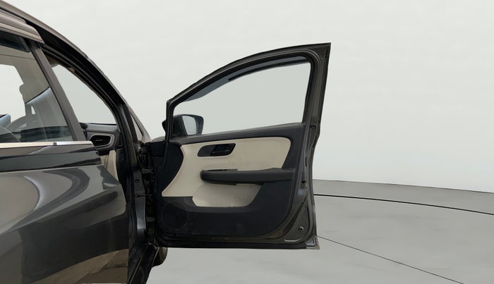 2022 Tata ALTROZ XE PETROL, Petrol, Manual, 26,076 km, RHS Front Door