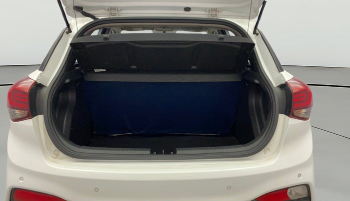 2020 Hyundai Elite i20 SPORTZ PLUS 1.2, Petrol, Manual, 13,751 km, Boot Open Zoomed View