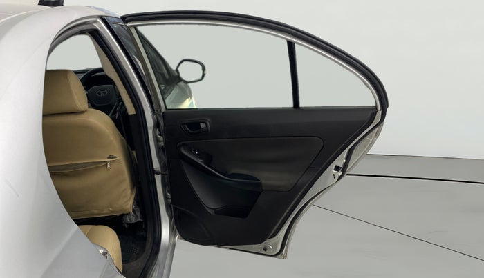 2015 Tata Zest XMS PETROL, Petrol, Manual, 70,846 km, RHS Rear Door