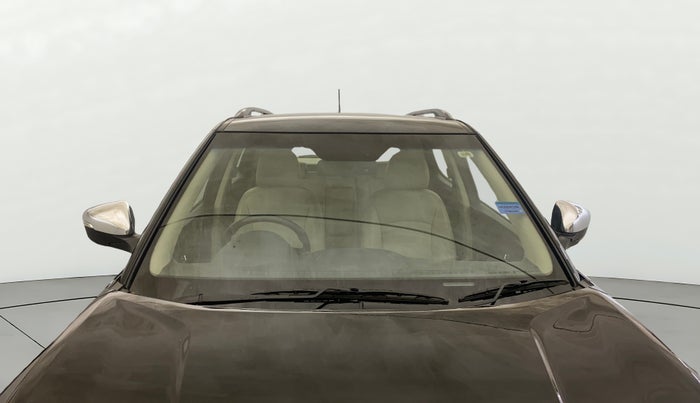 2022 Mahindra XUV300 W8 (O) 1.2 PETROL, Petrol, Manual, 33,154 km, Front Windshield