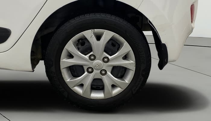 2014 Hyundai Grand i10 SPORTZ 1.2 KAPPA VTVT, Petrol, Manual, 92,943 km, Left Rear Wheel