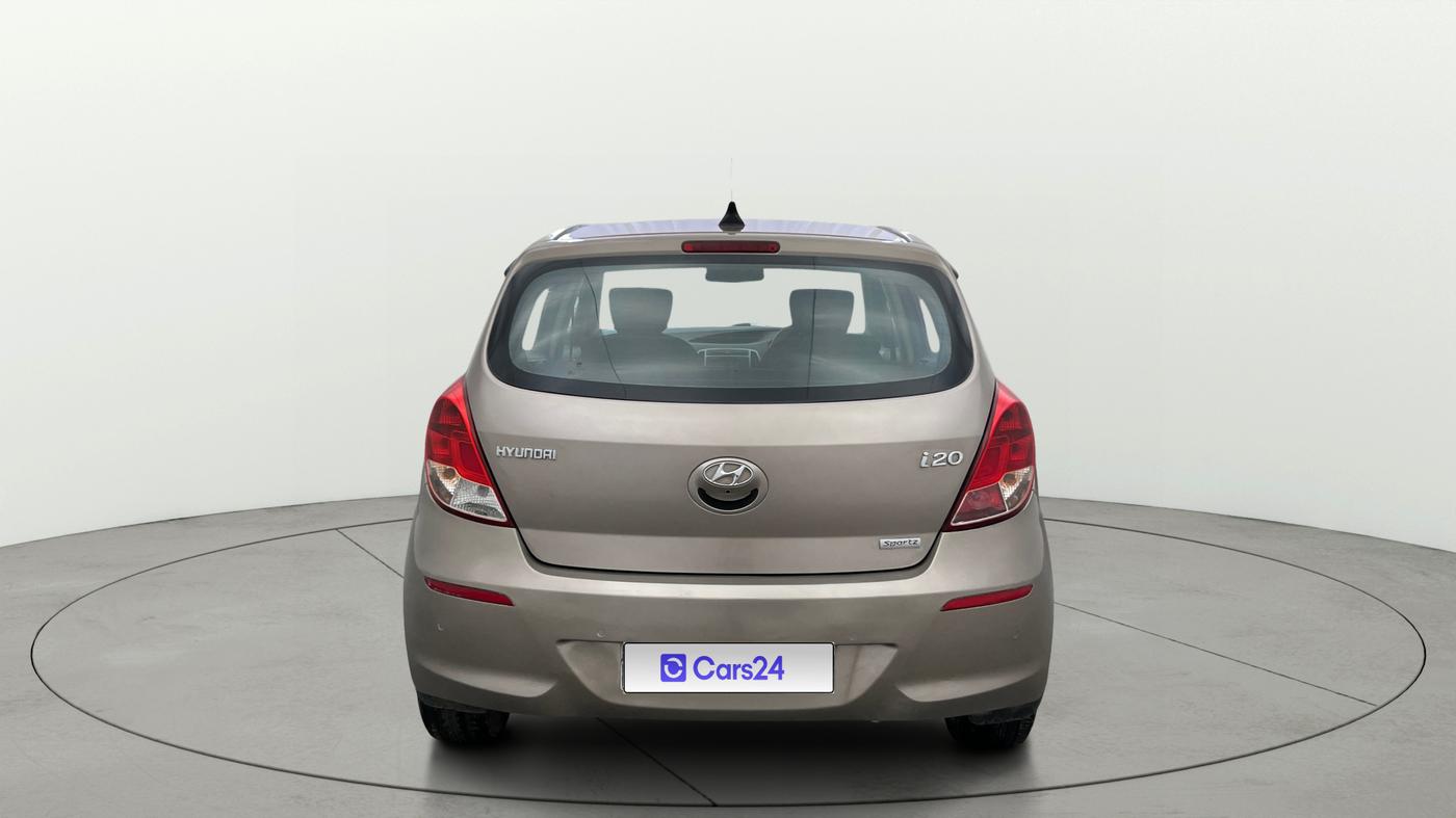 2014 Hyundai i20 SPORTZ 1.2, Petrol, Manual, 69,911 km, Back/Rear