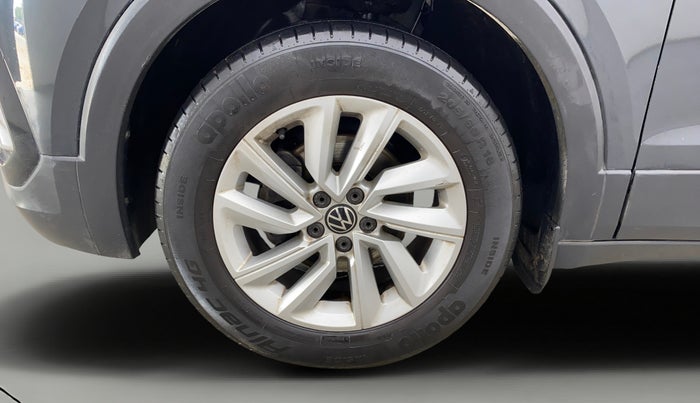 2021 Volkswagen TAIGUN HIGHLINE 1.0 TSI MT, Petrol, Manual, 39,044 km, Left Front Wheel