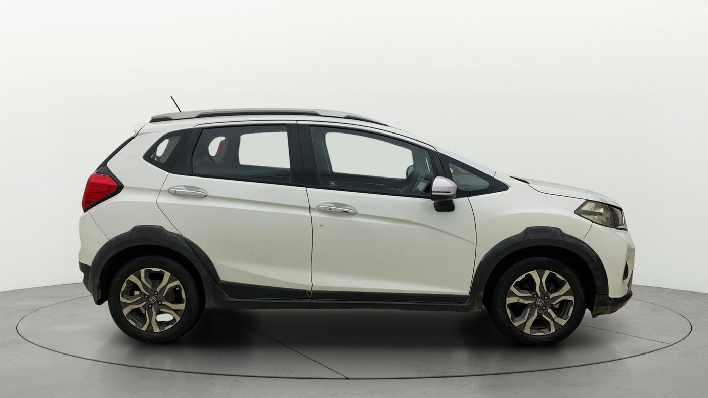 2018 Honda WR-V 1.5L I-DTEC VX MT, Diesel, Manual, 1,20,365 km, Right Side View
