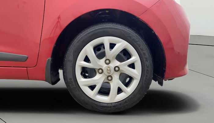 2019 Hyundai Grand i10 SPORTZ 1.2 KAPPA VTVT, Petrol, Manual, 20,693 km, Right Front Wheel