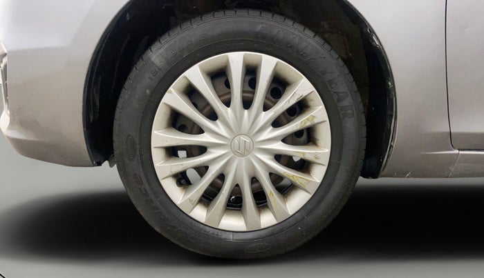 2014 Maruti Ciaz VXI, Petrol, Manual, 39,237 km, Left Front Wheel