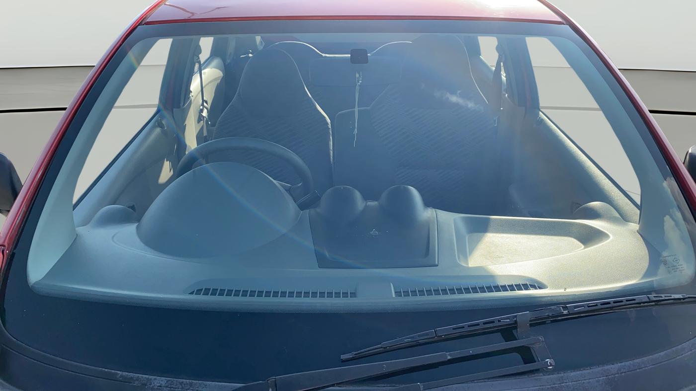 2014 Datsun Go T, Petrol, Manual, 77,725 km, Front Windshield