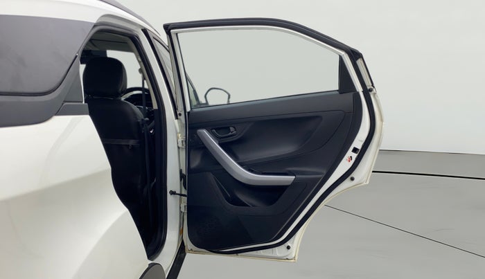 2022 Tata NEXON XM SUNROOF PETROL, Petrol, Manual, 20,133 km, RHS Rear Door