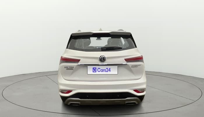 2020 MG HECTOR PLUS SHARP 1.5 PETROL TURBO DCT 6-STR, Petrol, Automatic, 52,464 km, Back/Rear