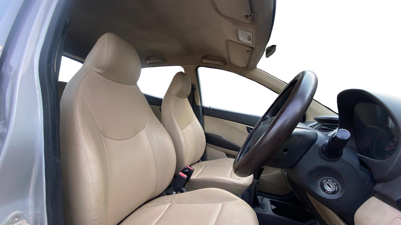 2017 Hyundai Eon ERA +, Petrol, Manual, 70,339 km, Right Side Front Door Cabin